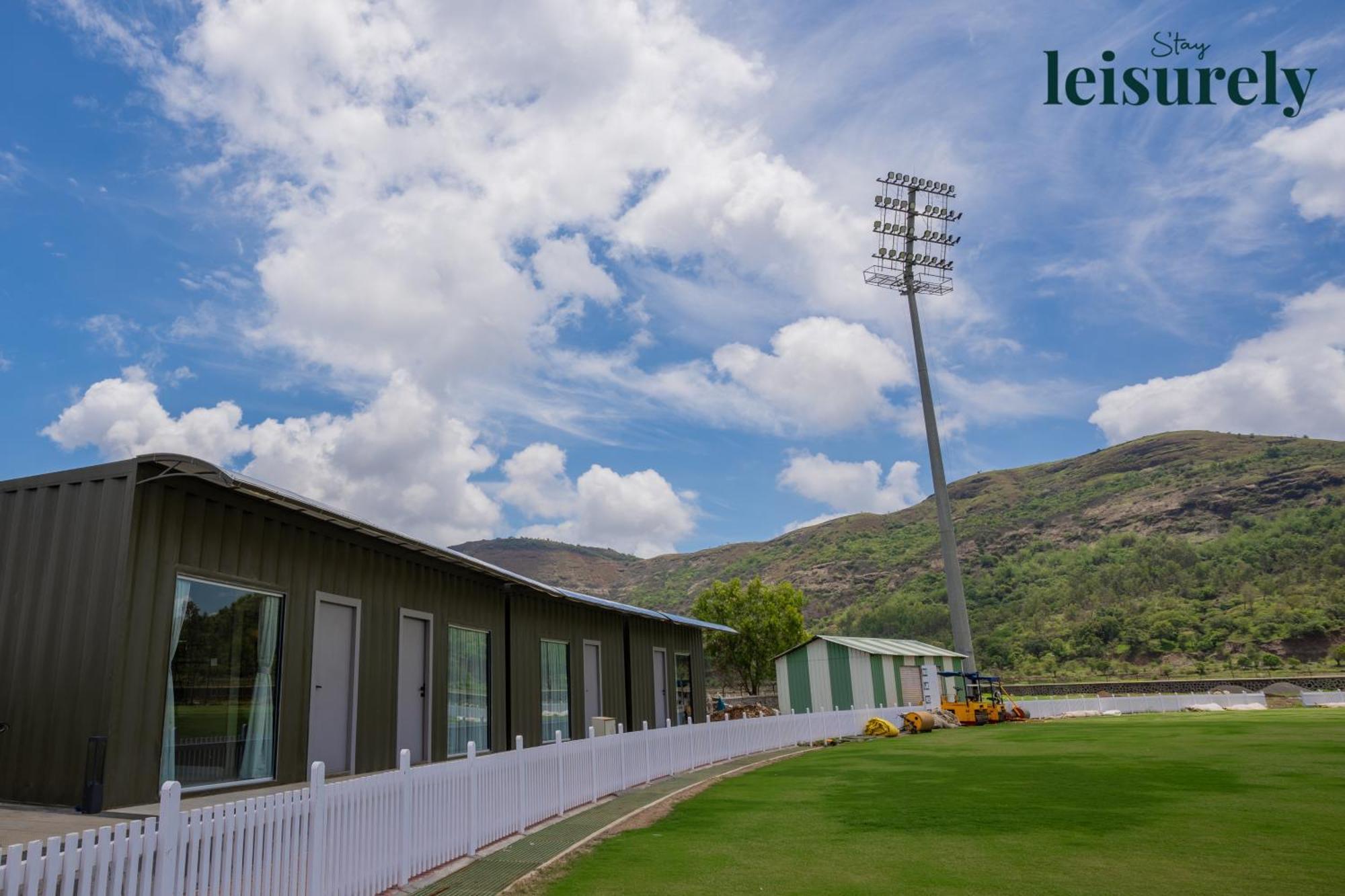 Stay Leisurely - Pavilion By The Hills, Lonavala - Stadium View Rooms Екстериор снимка